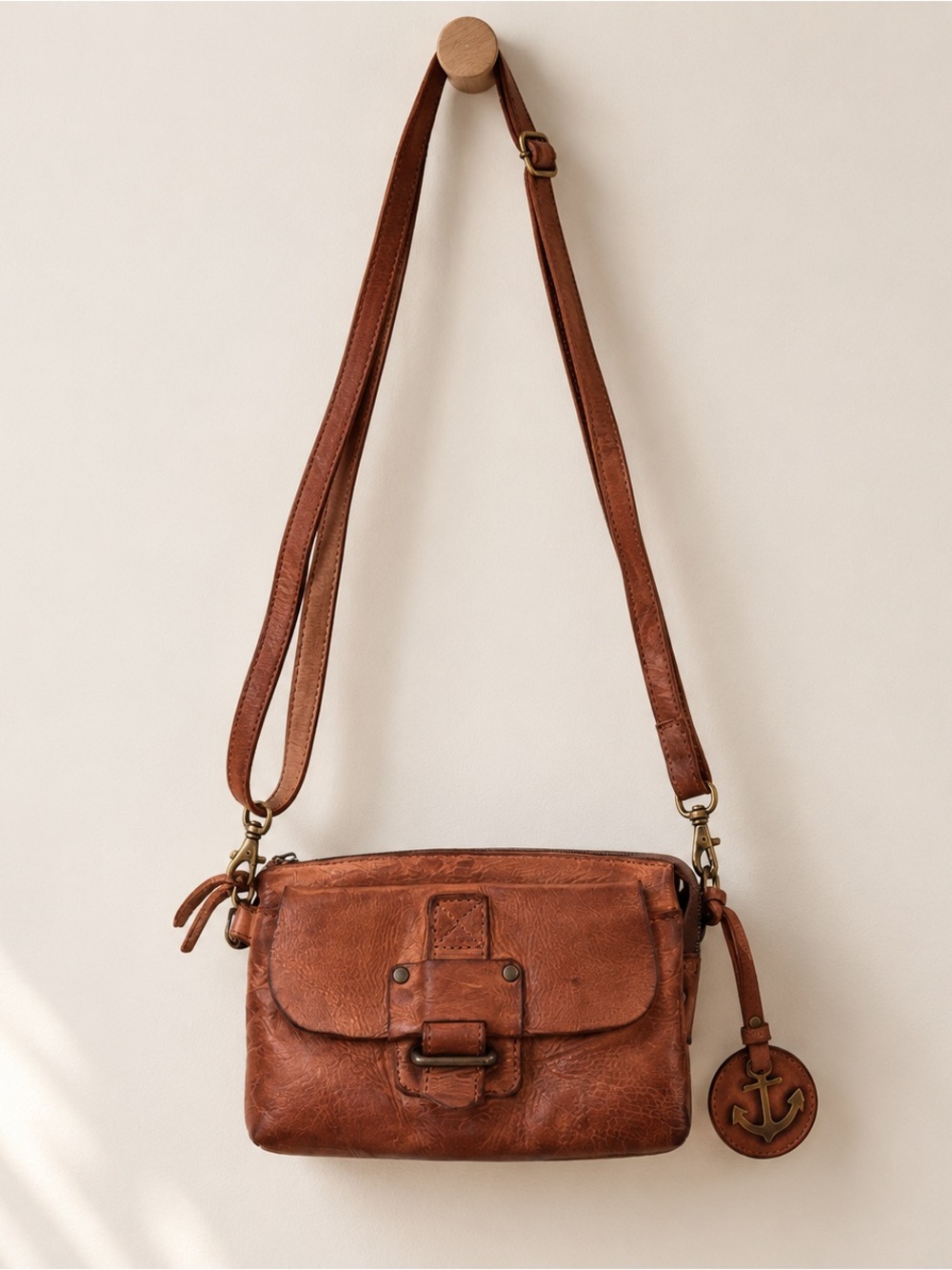Harbour 2nd Luna Cognac Leather Crossbody Bag Distressed Boho Soho Style